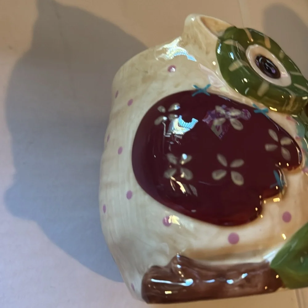 Pier 1 large Owl nwt